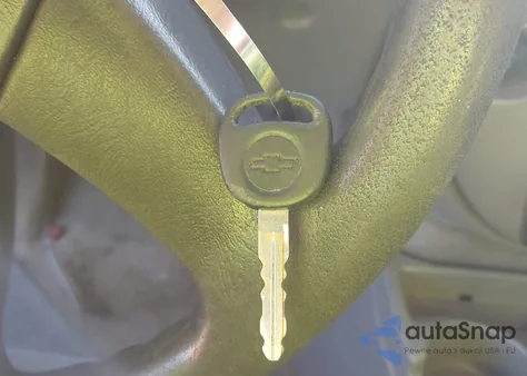 2005 Chevrolet Trailblazer Ls z USA, uszkodzony, nr VIN 1GNDT13S152285886